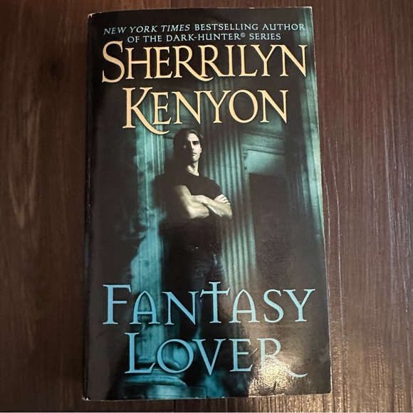 Sherrilyn Kenyon Fantasy Lover Paperback Book - Picture 2 of 3